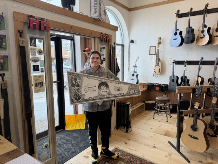 New Banjo day at Island City Acoustics